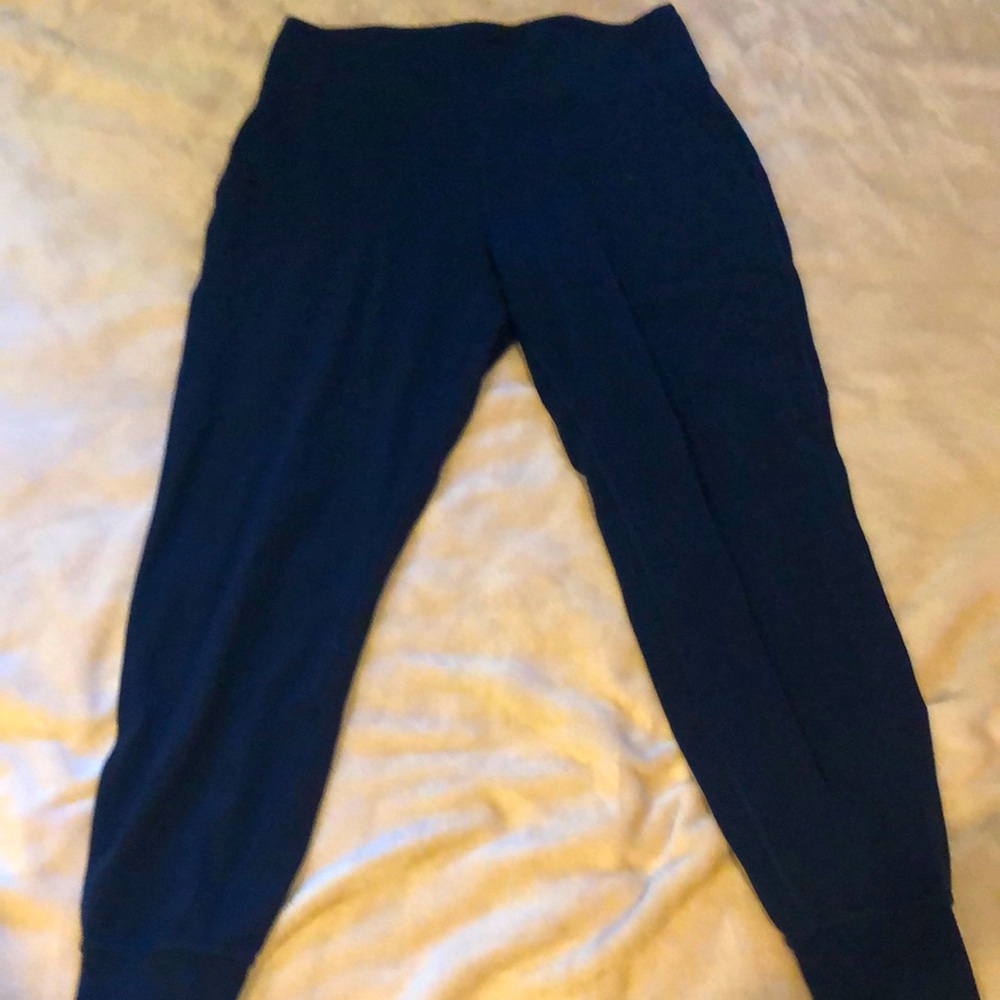 Lululemon align full length joggers in Navy size 12